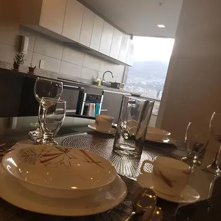 Modern Suite, Excellent Location! Quito Exterior photo